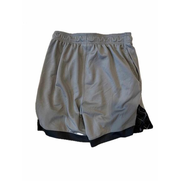 AND1 Gray Basketball Shorts Mens M - Picture 2 of 4